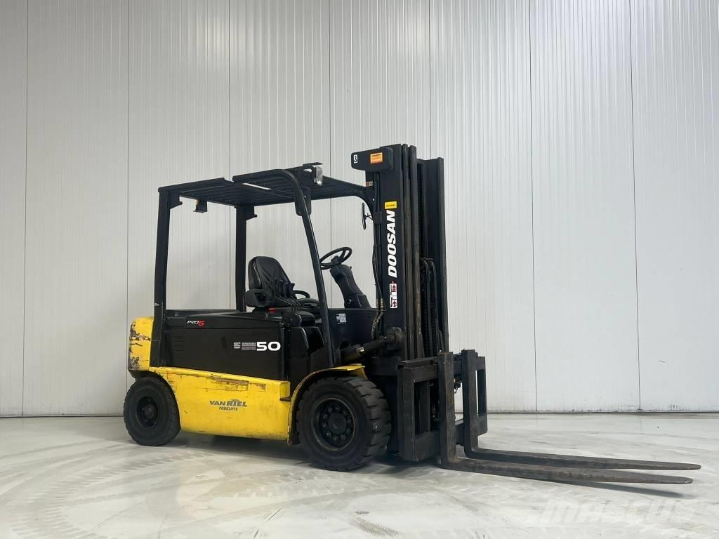 Doosan B50X-5 Električni viličari