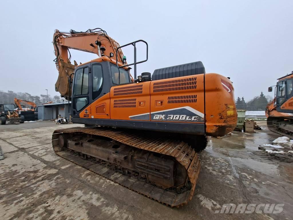 Doosan DX 300 LC-7 Bageri gusjeničari