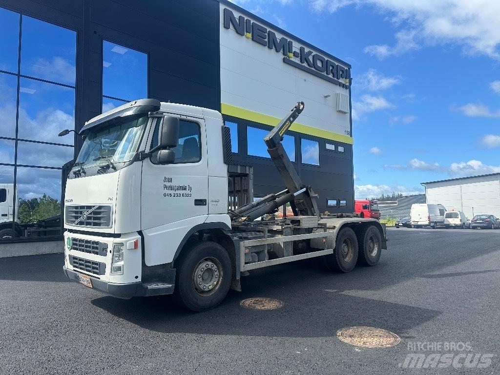 Volvo FH 440 6x4 Rol kiper kamioni s kukama za dizanje