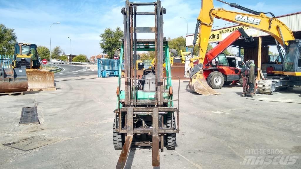 Mitsubishi FD 25 N Dizelski viličari