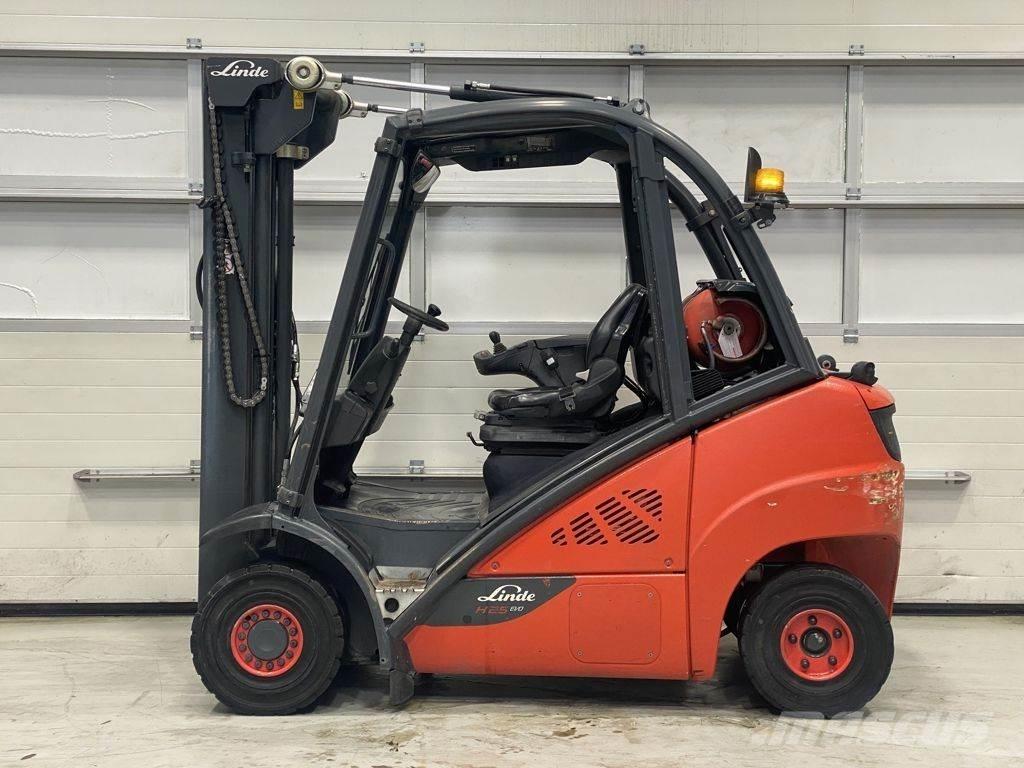 Linde H25T-02 Plinski viličari