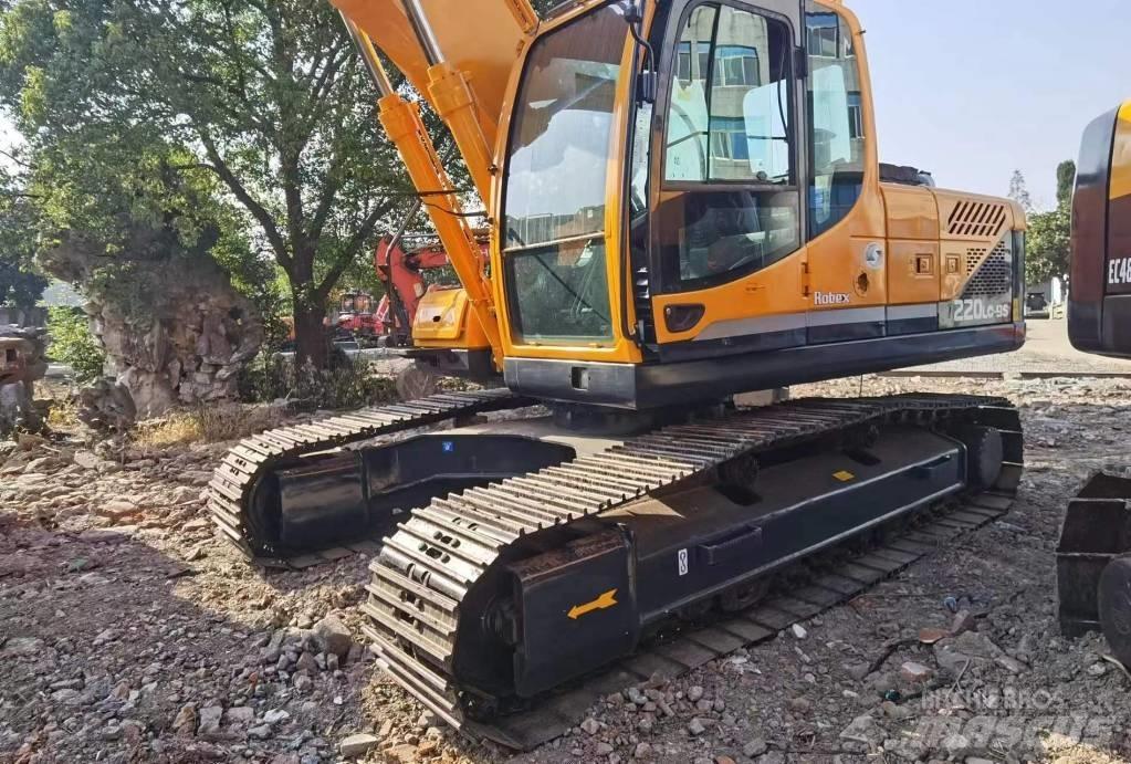 Hyundai R220LC-9S Bageri gusjeničari