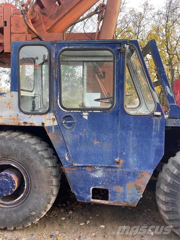 Ransomes Rapier HF17 Drugi kranovi