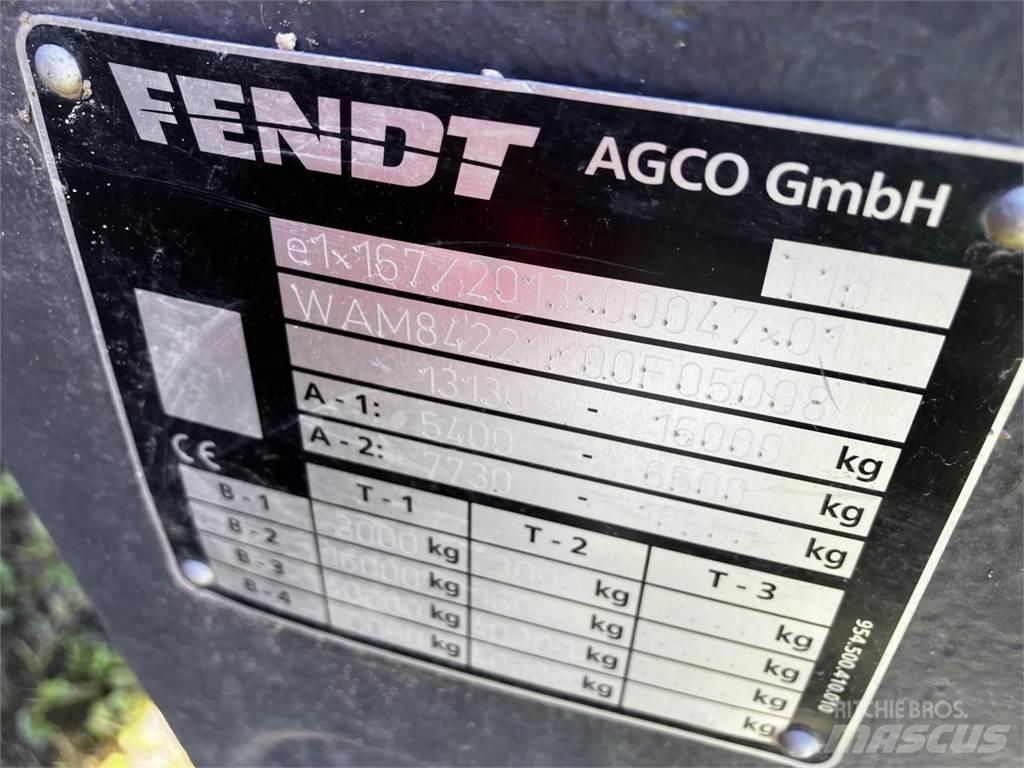 Fendt 828 Vario Traktori
