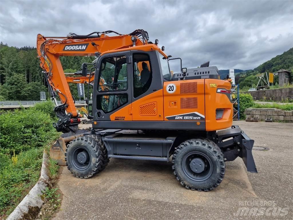 Doosan DX165WR-7 Bageri na kotačima