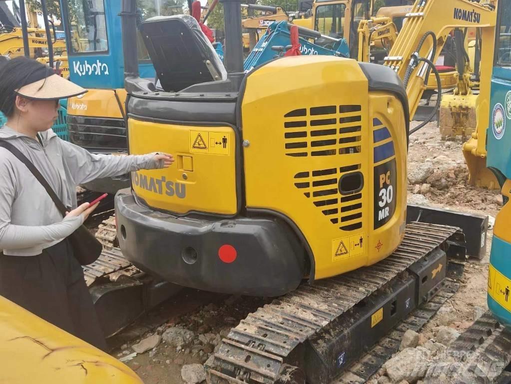 Komatsu PC 30 Mini bageri <7t