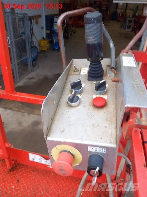 SkyJack SJ 8841 RT Škaraste platforme