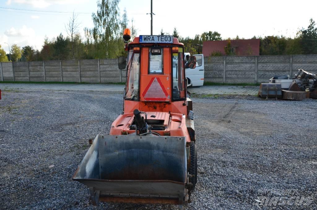 Holder C 240 Vozila za prijevoz opreme za rad