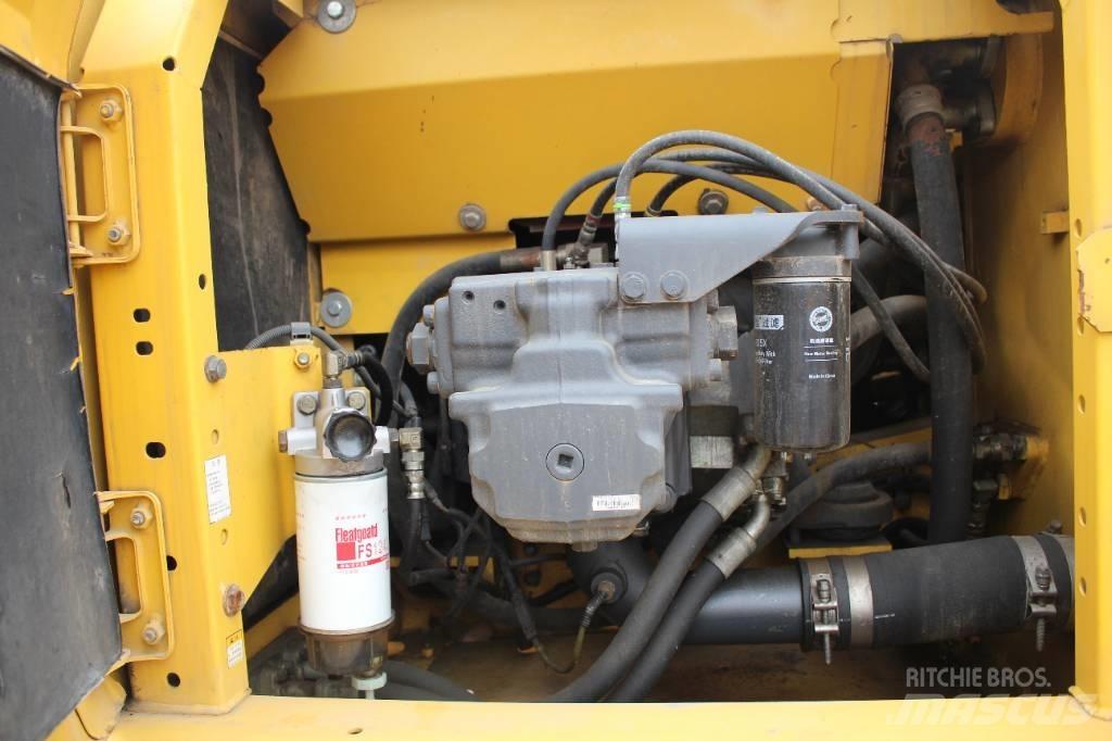 Komatsu PC 240 LC-8 Bageri gusjeničari