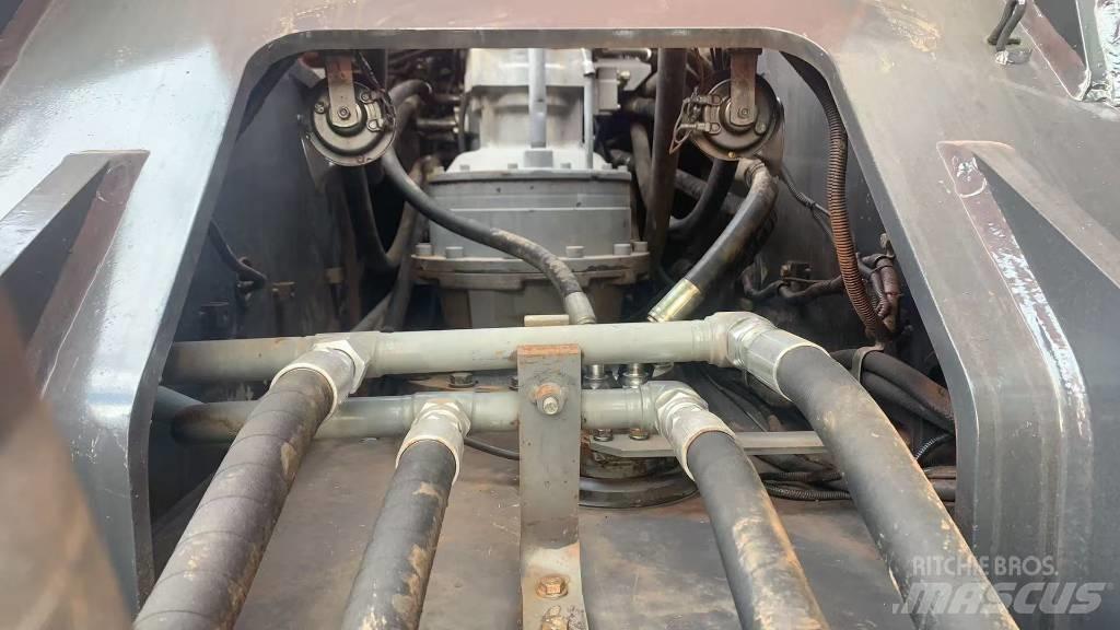 Hitachi zaxis350 Bageri gusjeničari