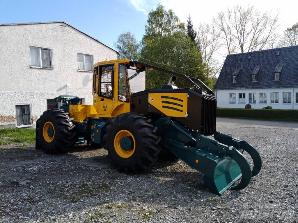 HSM 904S Šumski traktori