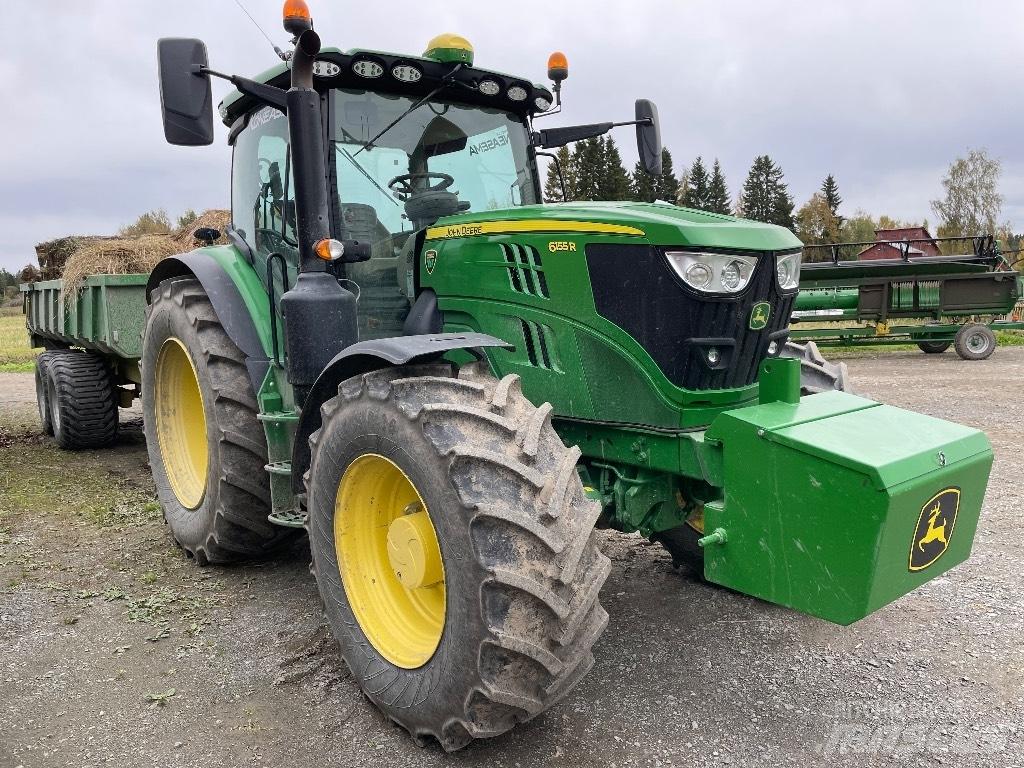 John Deere 6155R Traktori
