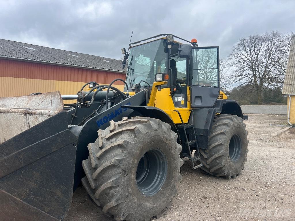 Komatsu WA 320-5 Utovarivači na kotačima