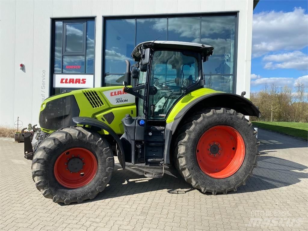 CLAAS AXION 810 Traktori