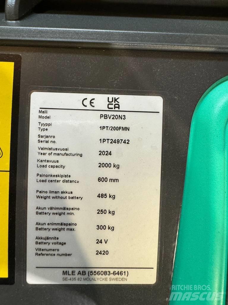 Mitsubishi PBV20N2 Nisko podizni električni viličar sa platformu