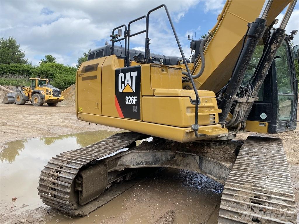 CAT 326 FLN Bageri gusjeničari