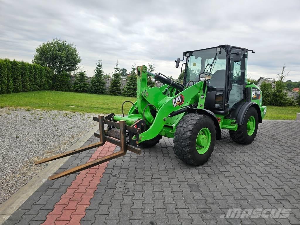 CAT 906 M Utovarivači na kotačima