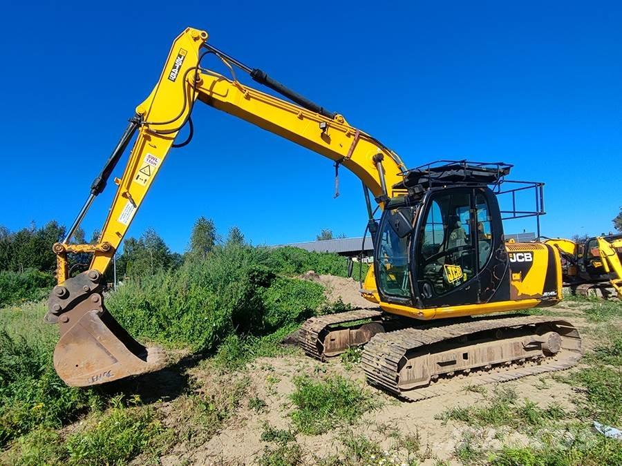 JCB JS145 LC Bageri gusjeničari