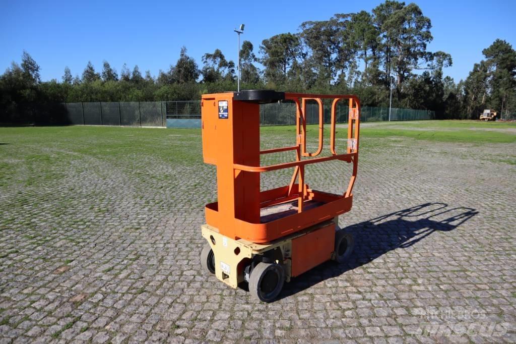 JLG 1230 ES Vertikalne radne podizne platforme