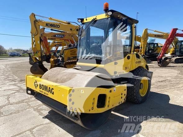 Bomag BW177D-5 Valjci sa jednim bubnjem