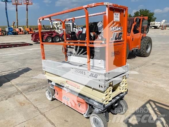 JLG 1930ES Škaraste platforme