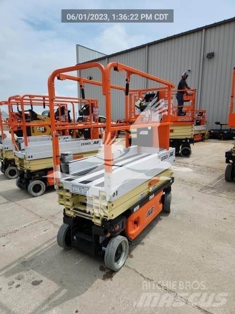 JLG 1930ES Škaraste platforme