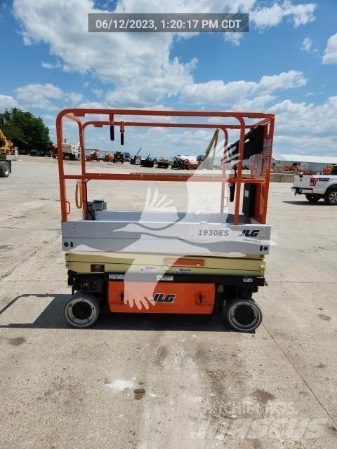 JLG 1930ES Škaraste platforme