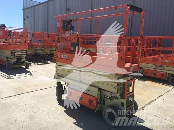 JLG 2632ES Škaraste platforme