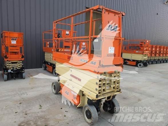 JLG 2632ES Škaraste platforme