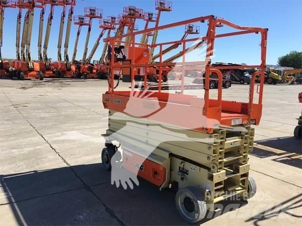JLG 2646ES Škaraste platforme