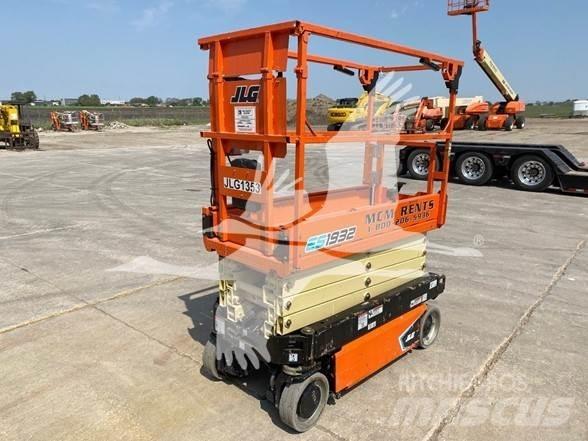 JLG ES1932 Škaraste platforme