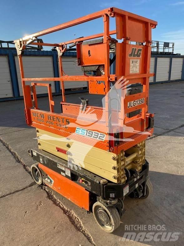 JLG ES1932 Škaraste platforme