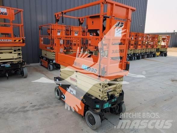 JLG ES1932 Škaraste platforme
