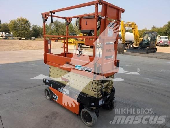 JLG ES1932 Škaraste platforme