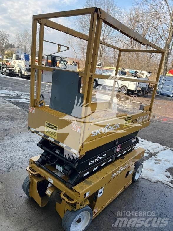 SkyJack SJ3219 Škaraste platforme