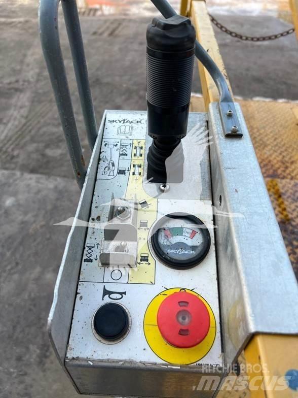 SkyJack SJ3219 Škaraste platforme