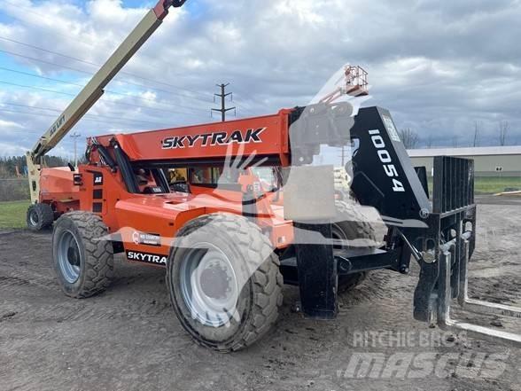 SkyTrak 10054 Teleskopski viličari