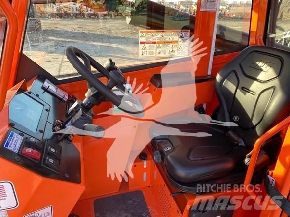 SkyTrak 6042 Teleskopski viličari