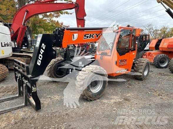 SkyTrak 6042 Teleskopski viličari