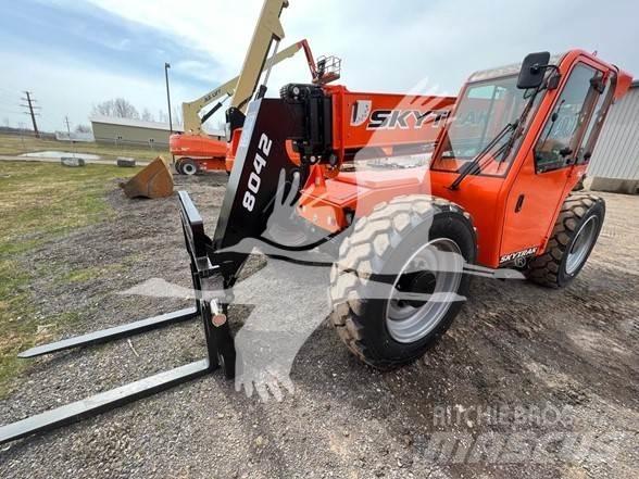SkyTrak 8042 Teleskopski viličari