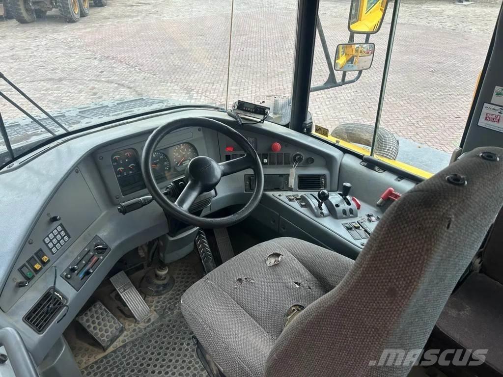 Volvo A25D Zglobni demperi