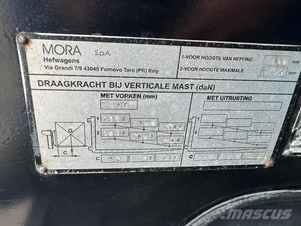 Mora M 80 C Dizelski viličari