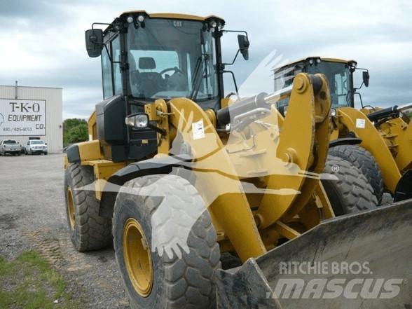 CAT 938M Utovarivači na kotačima
