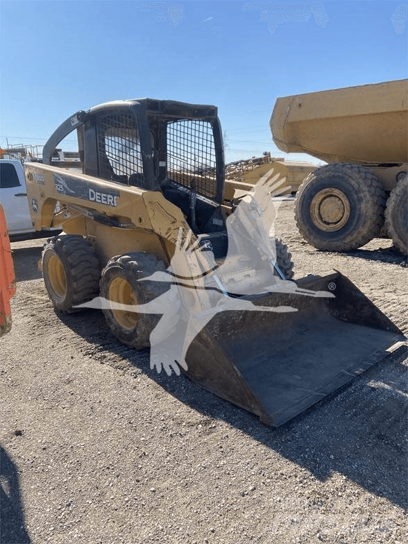John Deere 325 Skid steer mini utovarivači