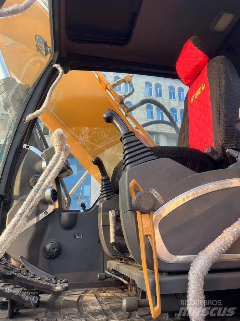 Hyundai R220LC-9S Bageri na kotačima