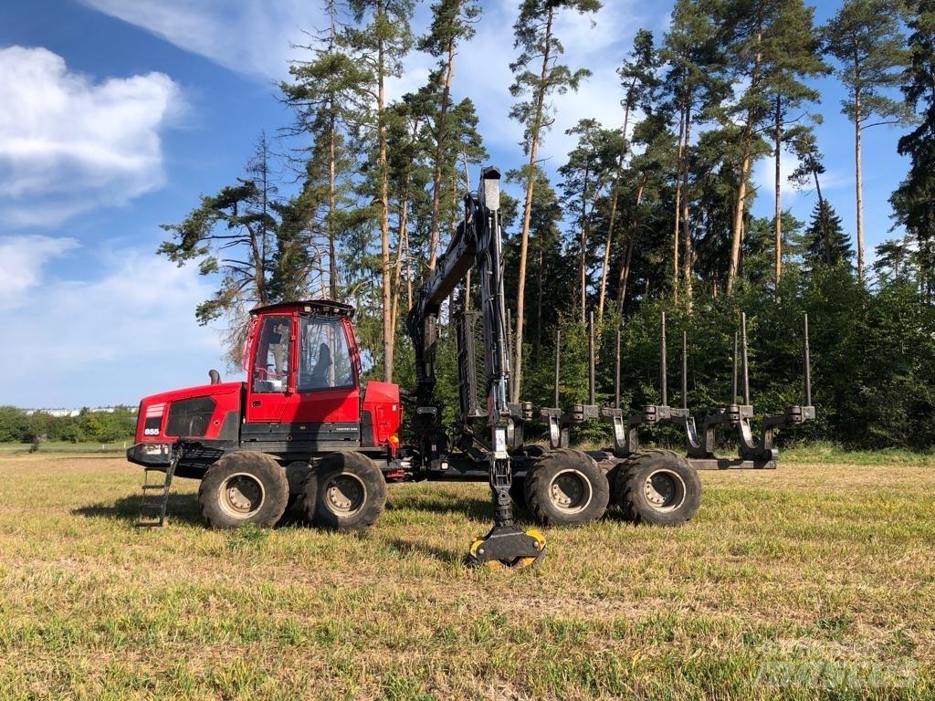 Komatsu 855 Forvarderi