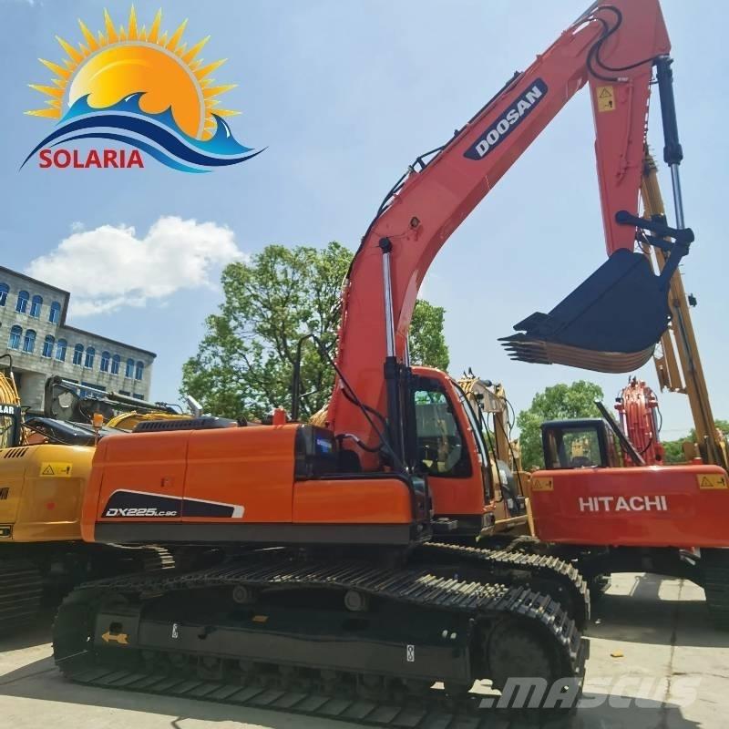 Doosan DX 225 LC Bageri gusjeničari