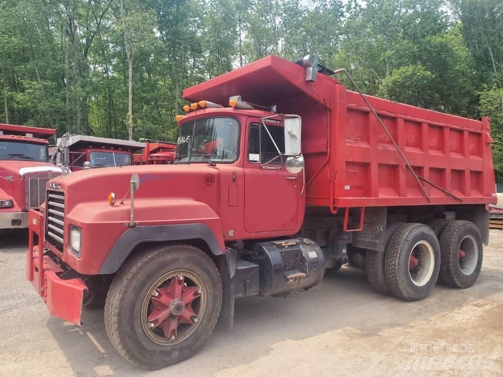 Mack RD690SX Kiper kamioni