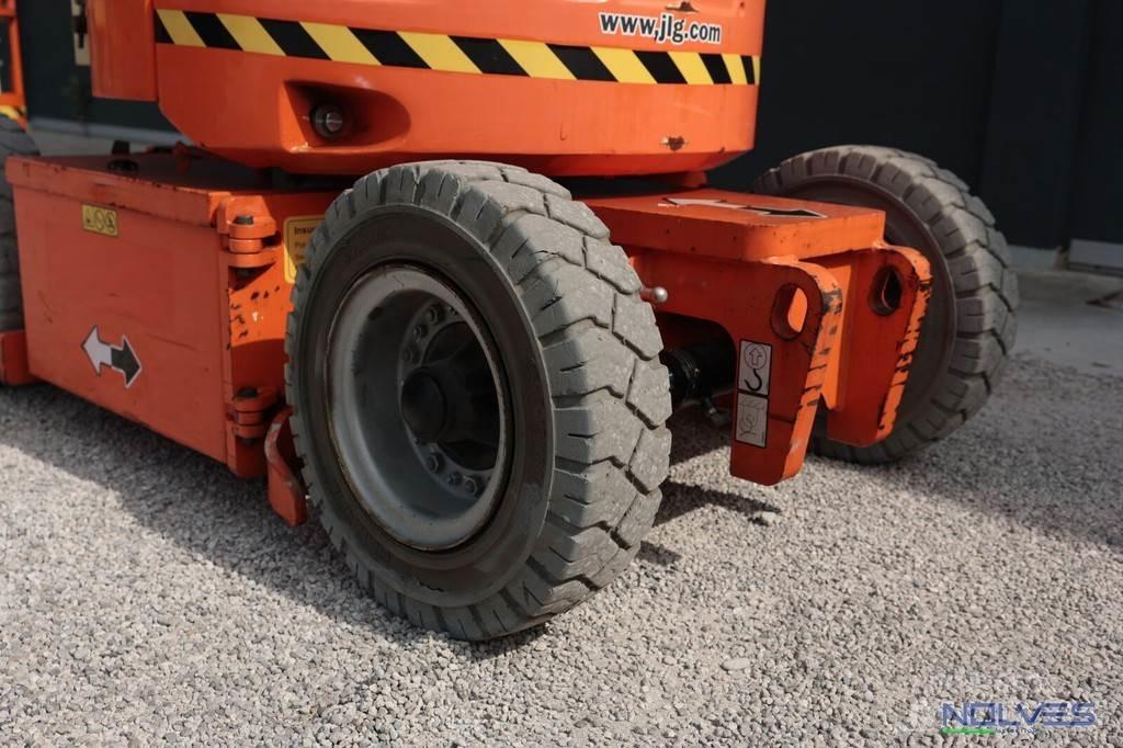 JLG E300AJP Zglobne podizne platforme