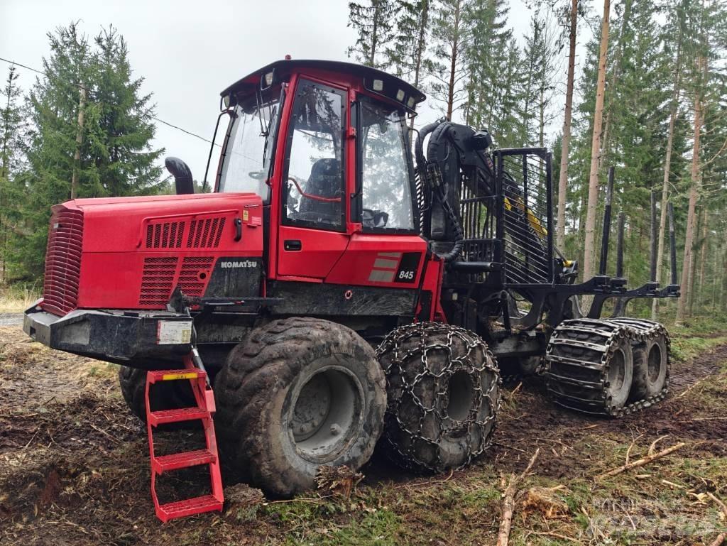 Komatsu 845 Forvarderi
